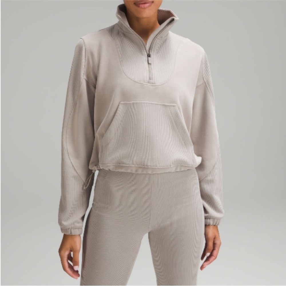Lululemon Softstreme SET: Sweater and Pant